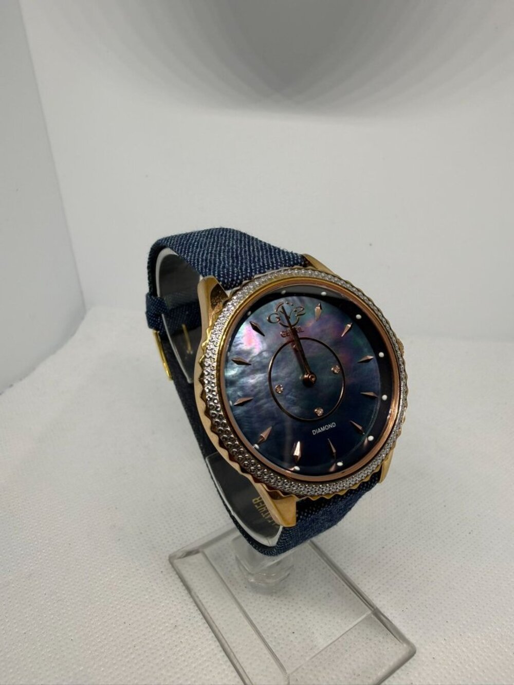 GV2 Gevril Siena 11705-425 Women's 38mm Rose Gold Diamond MOP #101/500 Watch - Picture 9 of 12